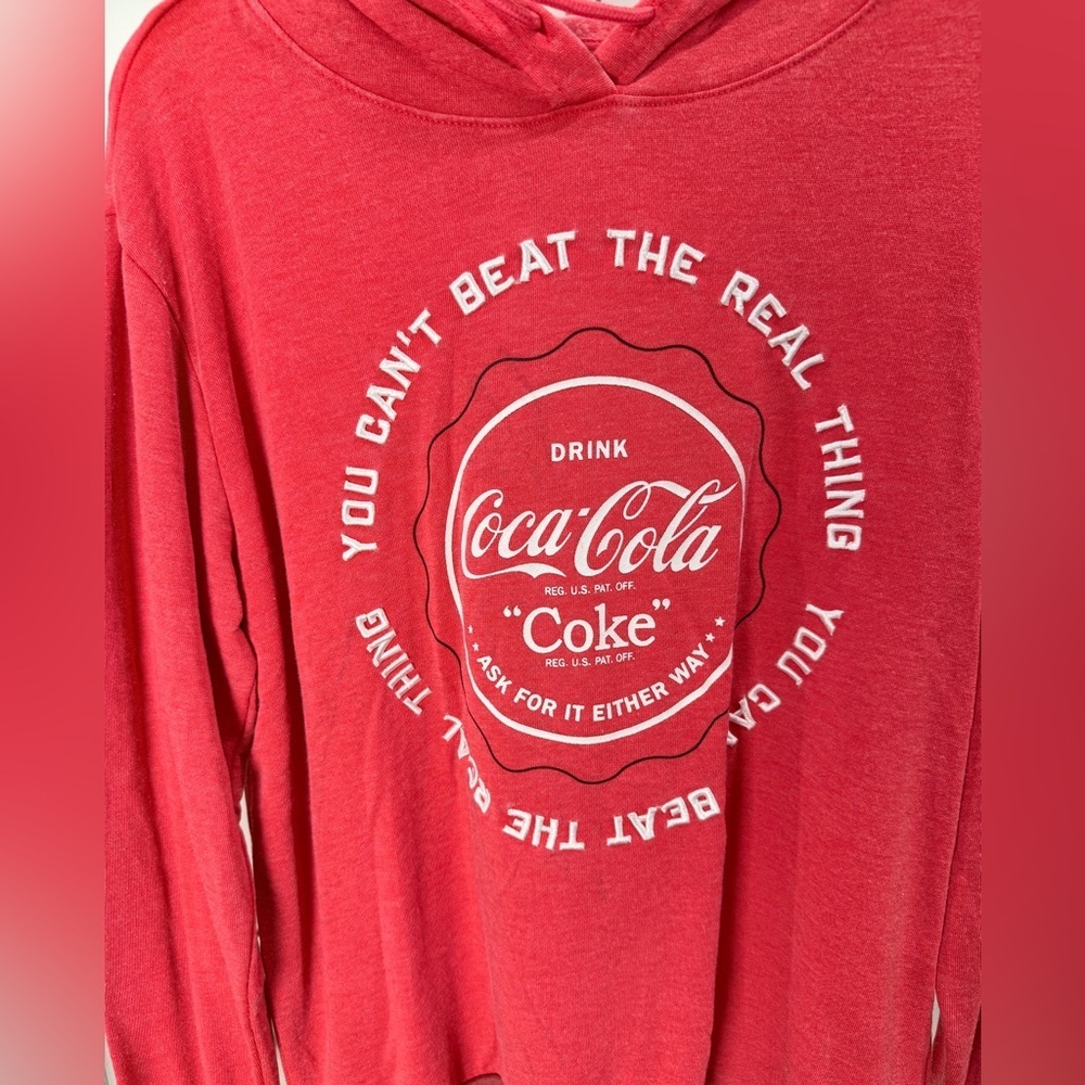 Coca Cola Junior's Logo You Can't Beat The Real Thing Graphic Sweater XL NWT - Picture 3 of 10